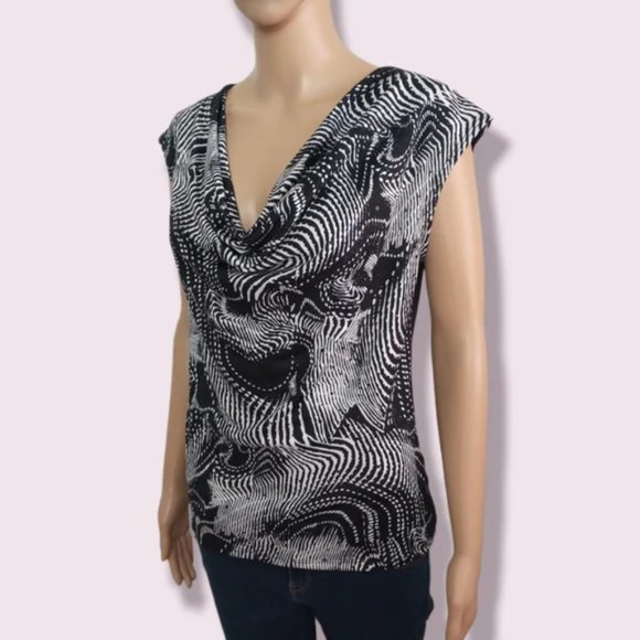 Patterned Black & White Ahuva Collection Top Sz Medium - Picture 5 of 8